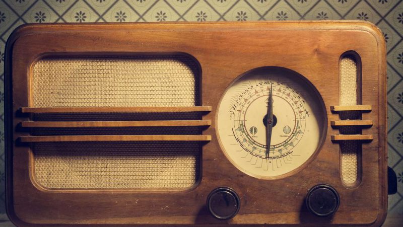 transistor radio vintage