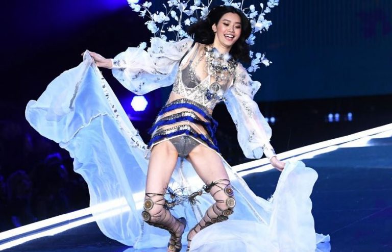 ming xi_ caida_victorias_secret_elzocco