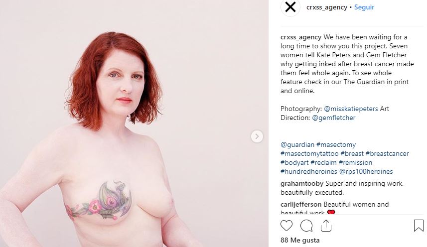 Pequeños tatuajes para cubrir mastectomías que inspiran en gran medida