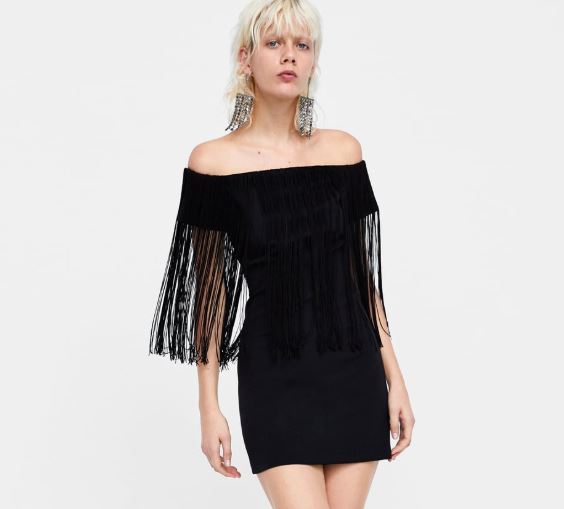 vestido corto flecos zara