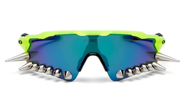 gafas vetements x oakley