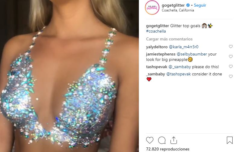 glitter boobs