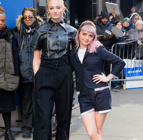 traje con pantalón corto
