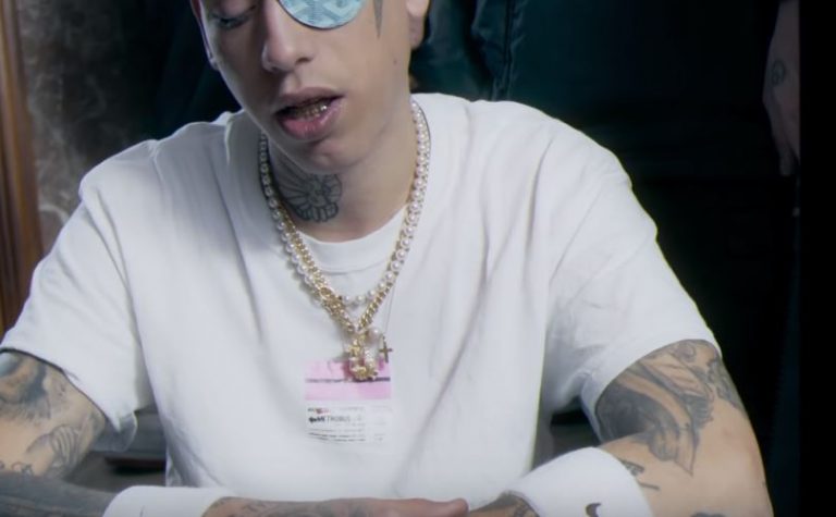 videoclip de Mama