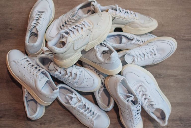 zapatillas blancas de adidas