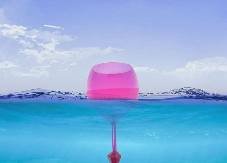 copas de vino flotantes