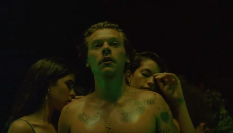 lights up de harry styles