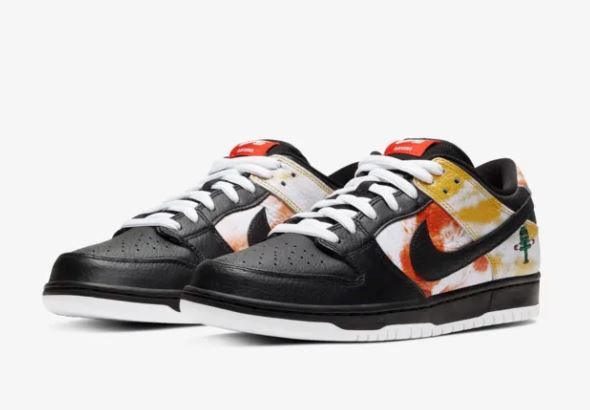 sb heritage dunk roswell rayguns