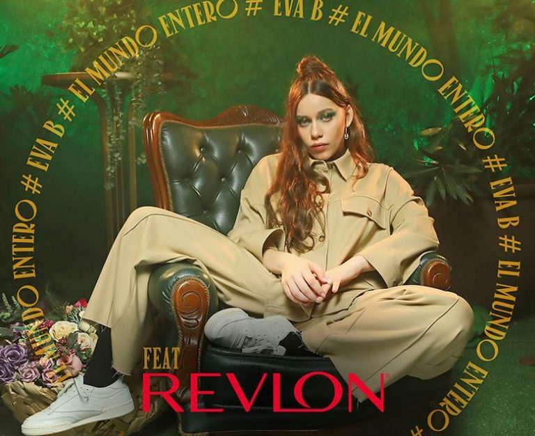 el mundo entero de eva b