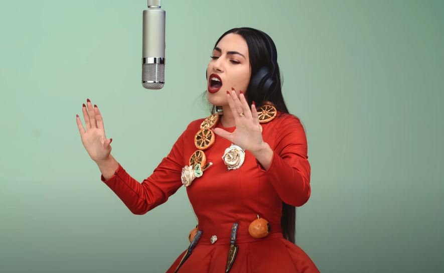 la luz de maría josé llergo