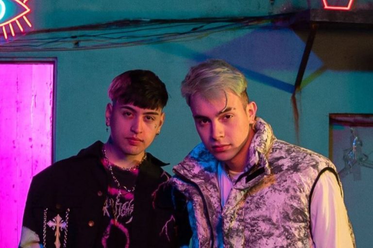 además de mí de rusherking