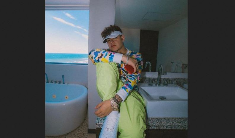 junior h recibe una doble nominación