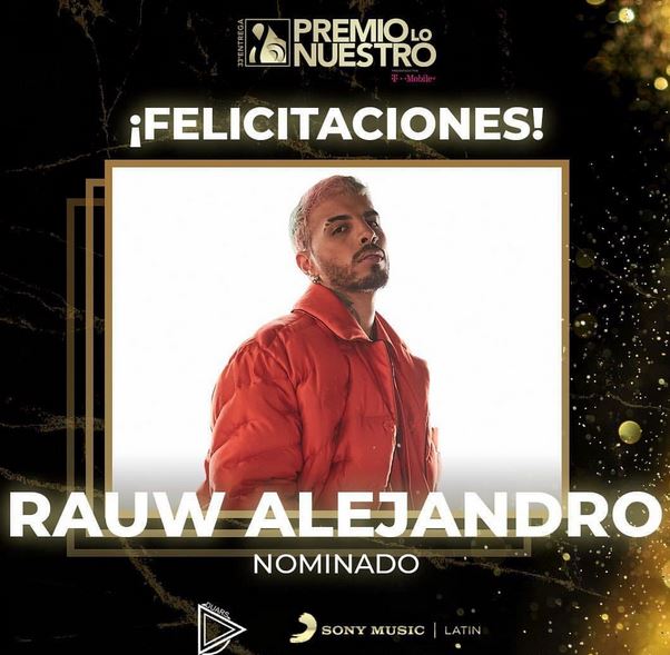 Rauw Alejandro recibe